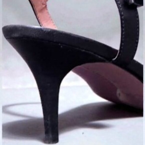 Coach Black Leather 'Melodie' T-strap Heeled Sandal Size 8.5 - Picture 5 of 8